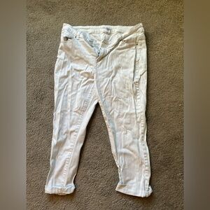 Maurice’s Capri Pant